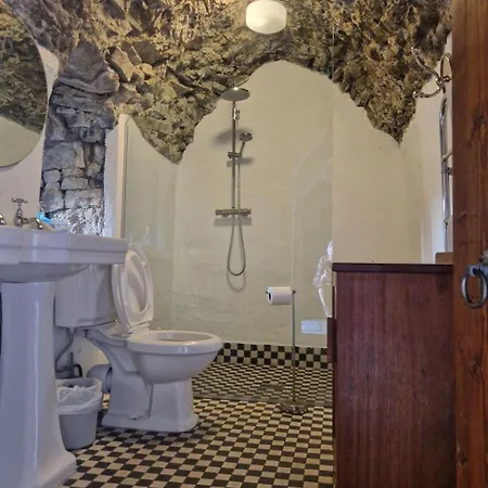 Schloss Ballindooley By Interhome